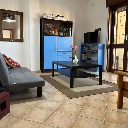 Salento Casa Vacanza Il Focolare Torchiarolo Exteriör bild