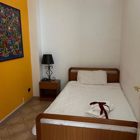 Salento Casa Vacanza Il Focolare Torchiarolo Exteriör bild