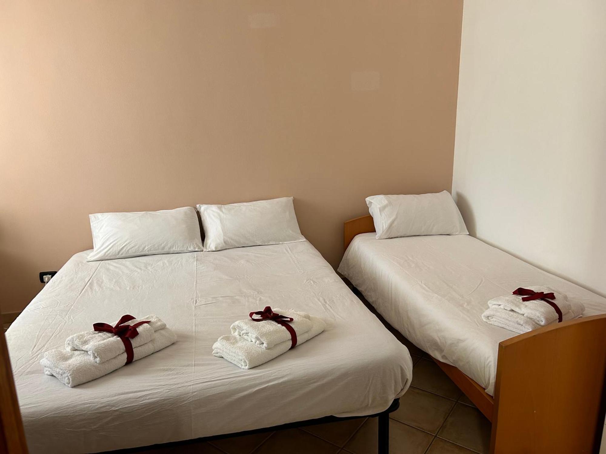 Salento Casa Vacanza Il Focolare Torchiarolo Exteriör bild